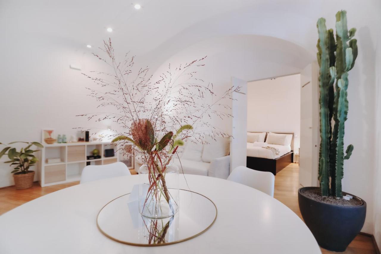 Insieme Suites Napoli Exterior foto